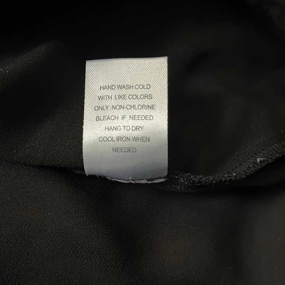 Daniel Rainn Black Cap Sleeve Embellished Blouse - Picture 10 of 10